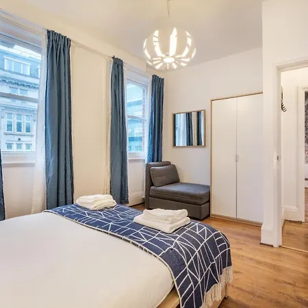 Apartment Oxford Street By Threstle *
