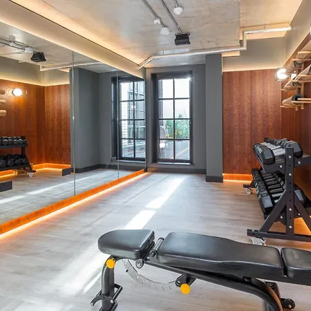 Ξενοδοχείο Room2 Chiswick Hometel 4*