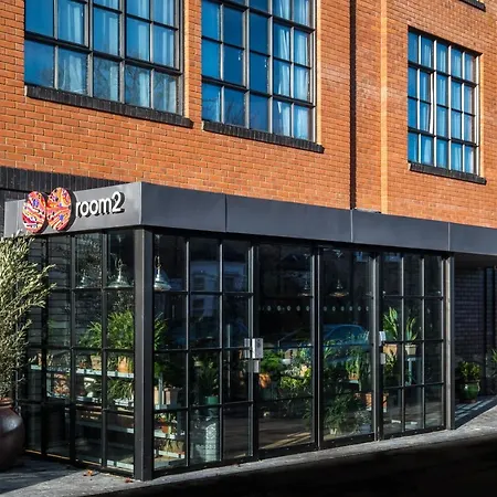 Room2 Chiswick Hometel Hotel 4*