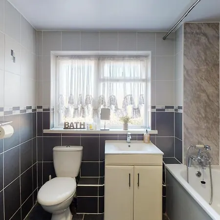 North Townhouse * Orpington