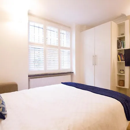 Thames Residences Hyde Park *
