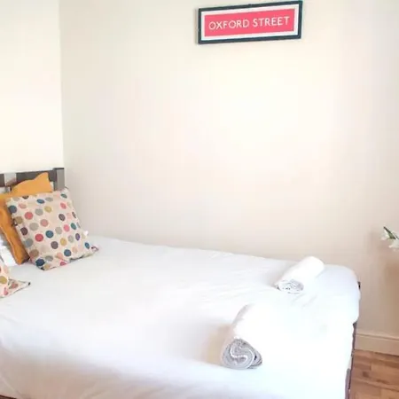 Flat Near Liverpool St & Shoreditch London. Apartamento