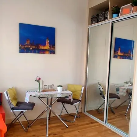 Flat Near Liverpool St & Shoreditch London. Apartamento Londres