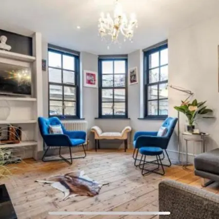 Shad Thames Pied-A-Terre Exquisite Historic Warehouse Air Conditioning Private Parking Garden & Balcony Next To Shard With Views * Londra