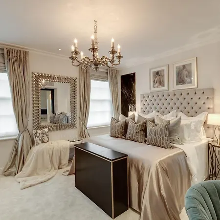 Majestic Belgrave House Next To Buckingham Palace Garden Holiday home *