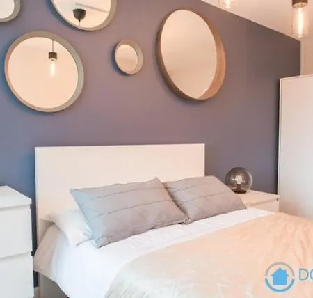 Finchley Contemporary 2 Bed + Parking Hendon
