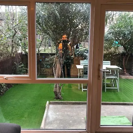 Apartment Lovely 2 Bedroom Near South Bank
