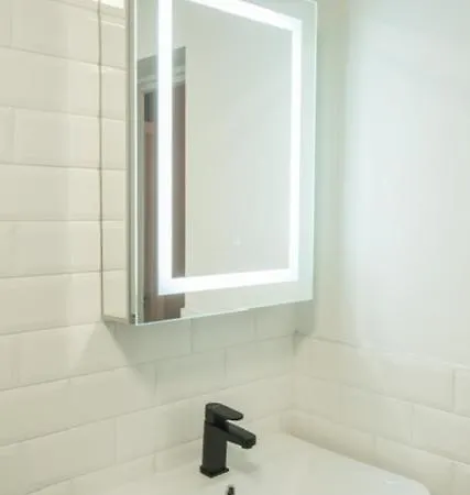 Finchley Contemporary 2 Bed + Parking *