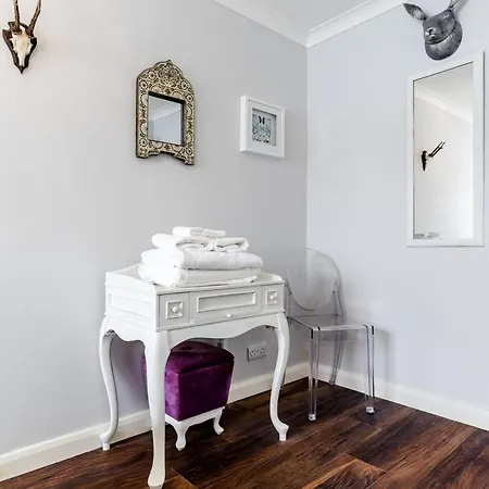 Apartment Lovely 2 Bedroom Near South Bank