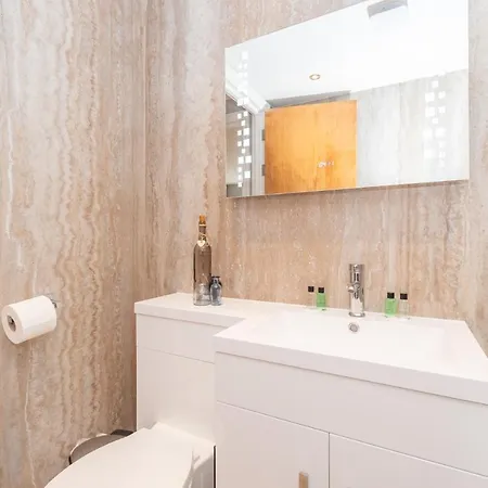Apartment Stunning Hyde Park *