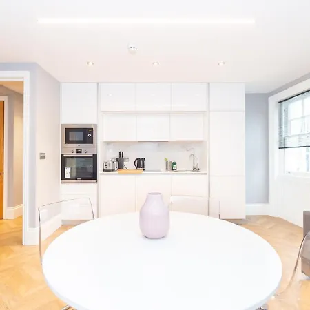 Apartment Stunning Hyde Park London