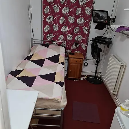 Private Cosy Roomz London