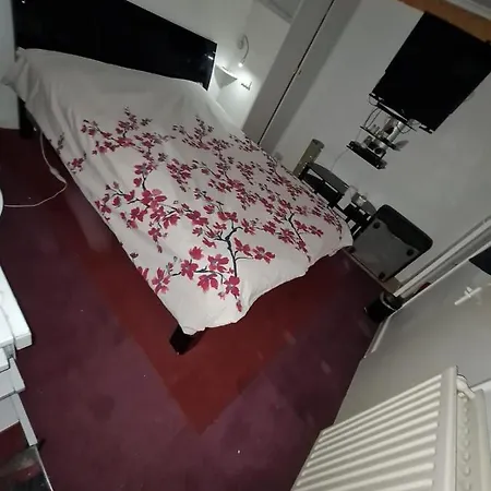 Private Cosy Roomz London