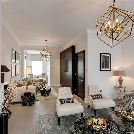 Majestic Belgrave House Next To Buckingham Palace Garden Holiday home