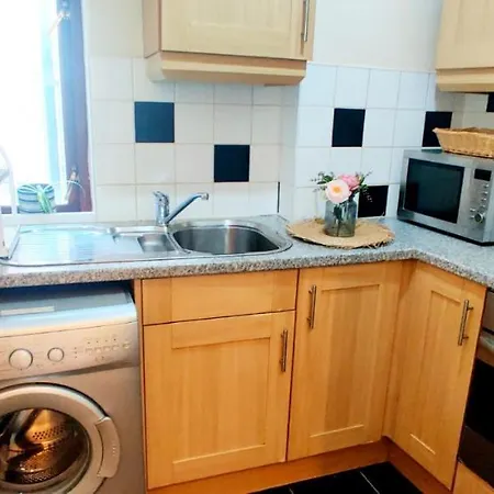 Flat Near Liverpool St & Shoreditch London. *