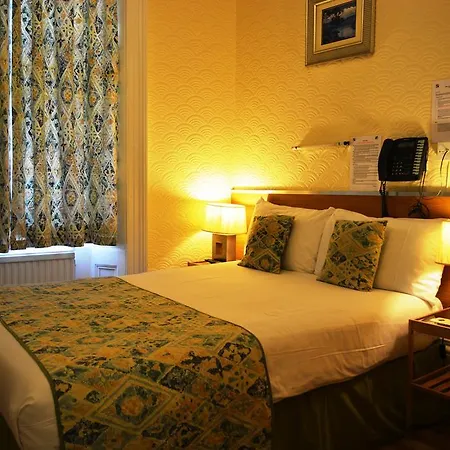 Hotel Falcon 3*