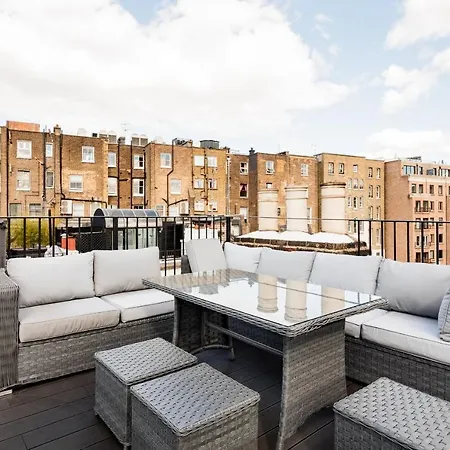 Superb 3 Bed/bath Luxury + Ibiza Roof Terrace * London