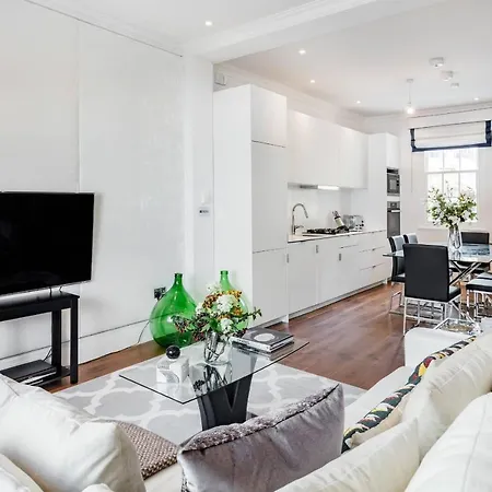 Apartment Superb 3 Bed/bath Luxury + Ibiza Roof Terrace