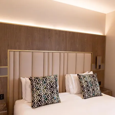 Merit Kensington Hotel