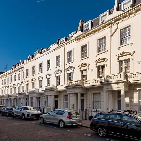 Apartment Classy And Spacious One Bedroom Flat In Amazing Location