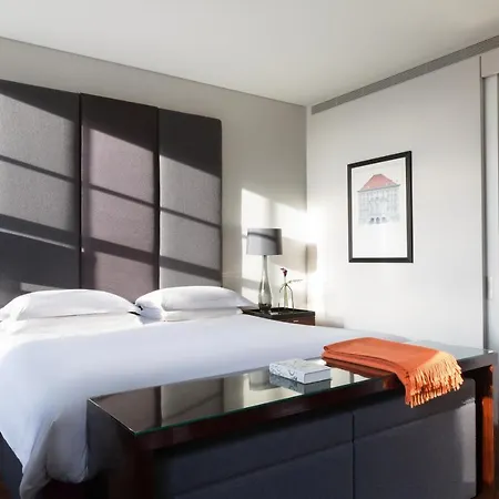 Grosvenor House 5* London
