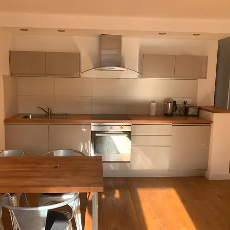 Apartment Farriers House *