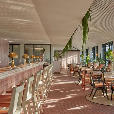 One Hundred Shoreditch 4*