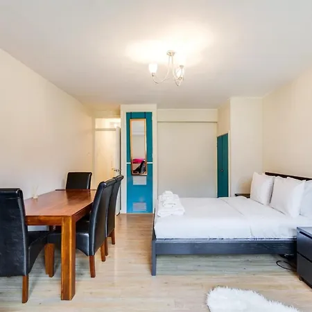 Apartment Bright Near Borough And The Shard *