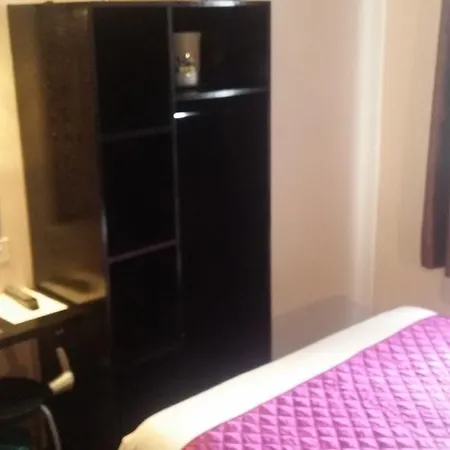Otel Arriva Londra