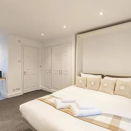 Appartamento Modern Studio Flat With Balcony On The King's Road In Chelsea, Londra