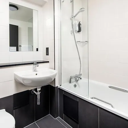 Ibis Budget London Heathrow Terminal 5 Hillingdon