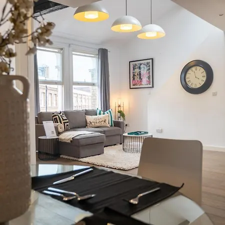 Perfect For Business & Corporate Stays - Three Bed With View Shoreditch Apartment London