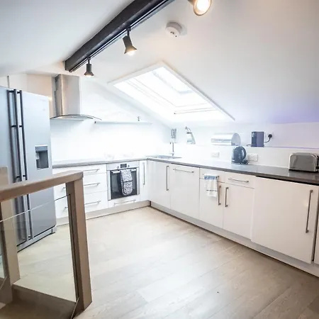 Perfect For Business & Corporate Stays - Three Bed With View Shoreditch