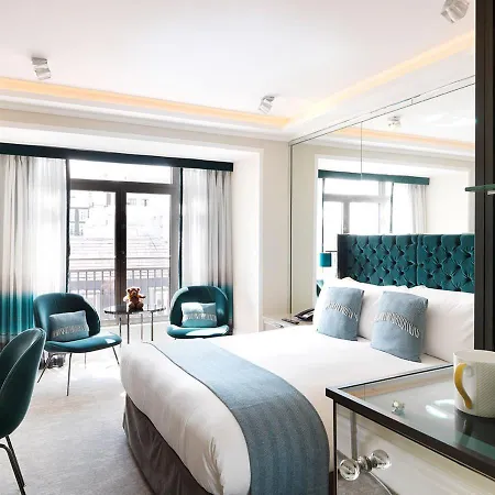 The Athenaeum & Residences Hotell