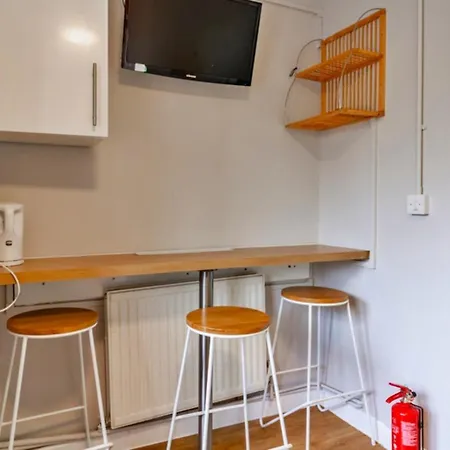 Trendy Rooms For Students Only, Southwark Park - Sk Appartamento Londra