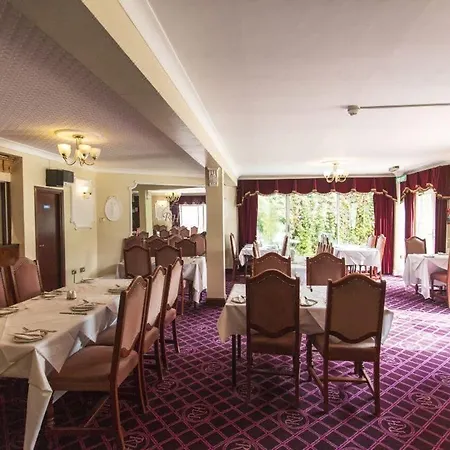 Ridgeway Hotel 2*