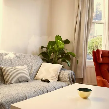 Rustic Garden House In The Heart Of East Londra