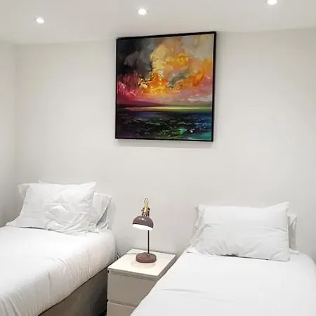 Garland Stylish 1 In Greater Apartment