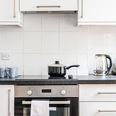 Charming 1 Bed Apartment Near Museum Apartment *