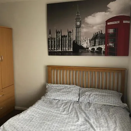 Appartamento Thames View & Free Parking - Perfect Long Workers Only Londra