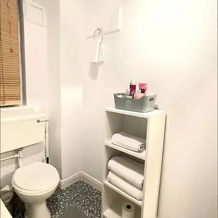 Hyde Park Paddington Apartment