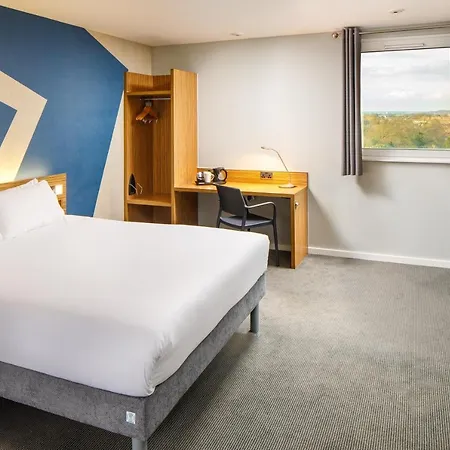 Ibis Budget London Heathrow 3*