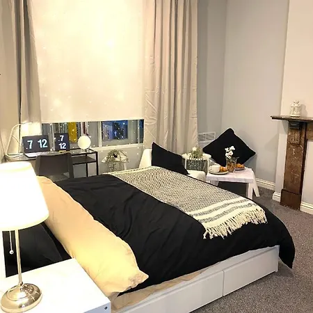 Cosy Flat In Oda ve Kahvaltı Londra