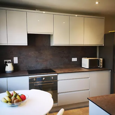 Muswell Hill Free Parking Homestay London
