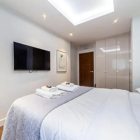 Chic Modern 1bdr Between Battersea And Chelsea Apartment *