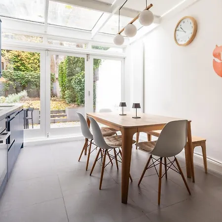 Ossington Street By Onefinestay