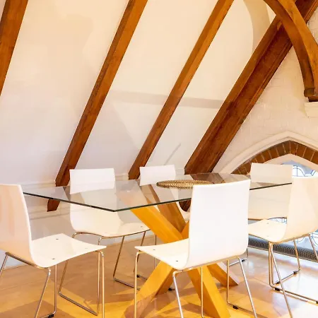 Pass The Keys Beautiful Spacious 2-bed In Converted Church *