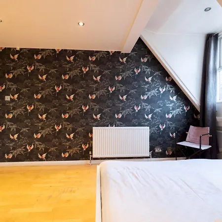 Pass The Keys Beautiful Spacious 2-bed In Converted Church Apartment