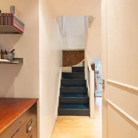 Pass The Keys Beautiful Spacious 2-bed In Converted Church Apartment