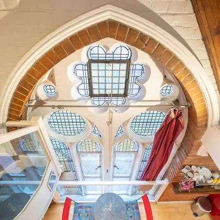 Apartment Pass The Keys Beautiful Spacious 2-bed In Converted Church